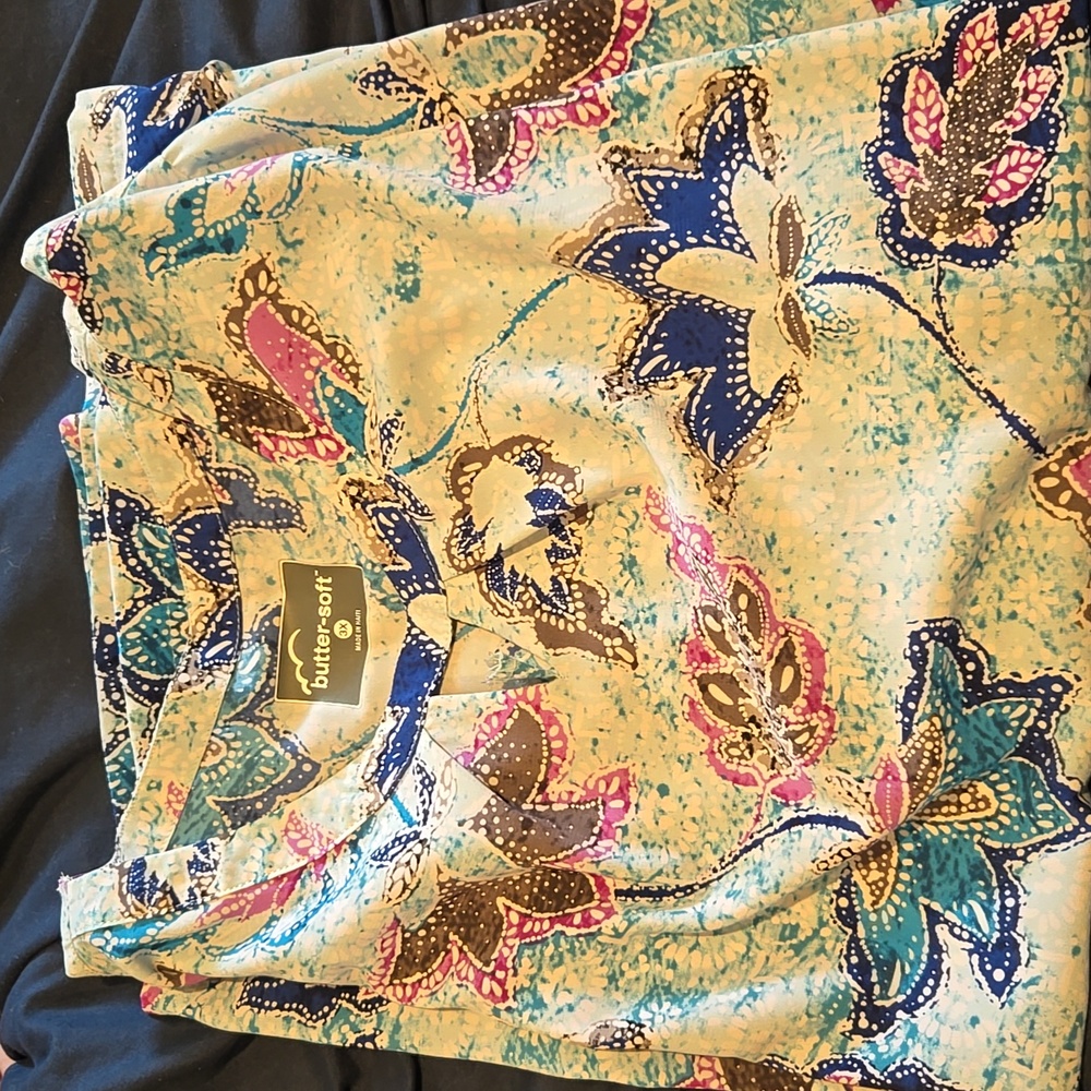 Scrub top 3x